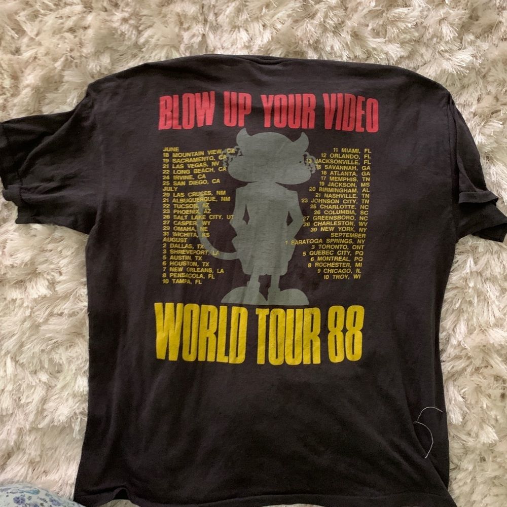 Authentic vintage AC/DC shirt Circa 1988 - Picture 3 of 7